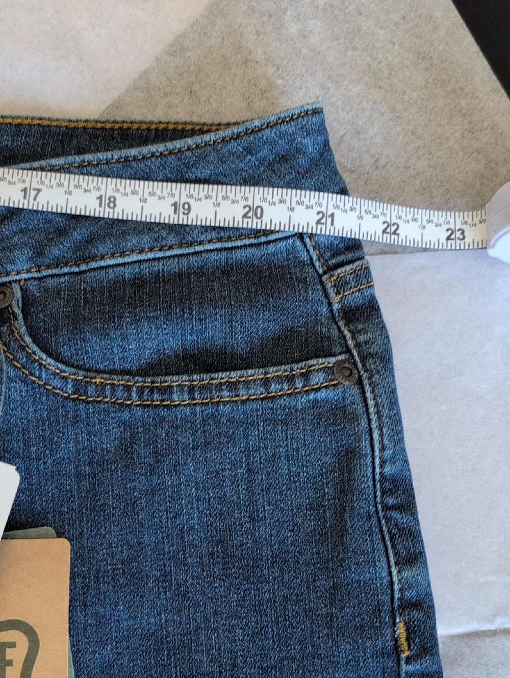 L.L. Bean Indigo Straight Jeans Plus Size Classic Timeless Retro Stonewashed - Picture 7 of 9